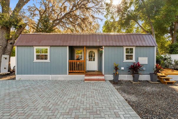 Exterior, Facade, Cape Cod