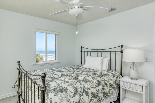 Bedroom, Interior, Water