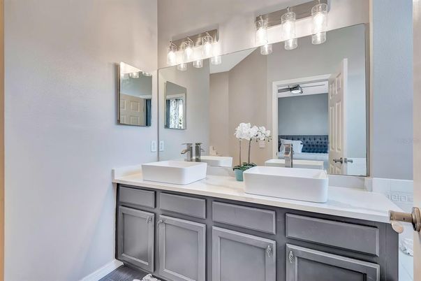 Bathroom, Dual Sink Vanities, Interior