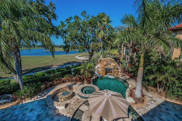 Exterior, Pool, Water