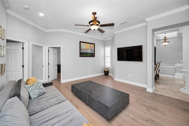 Interior, Living room, Pendant Lights, Recessed Lighting, Wood Texture Flooring