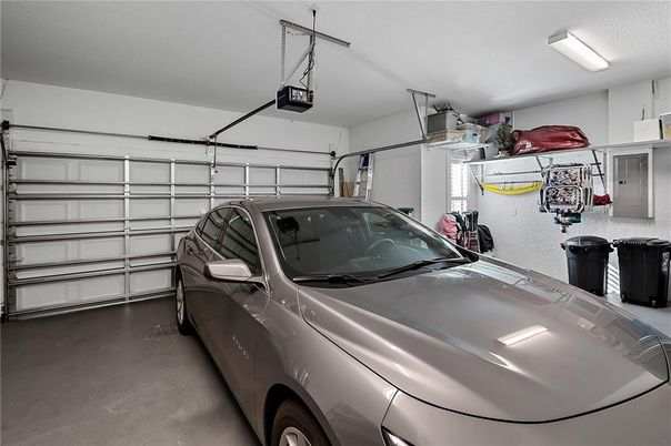 Garage, Interior