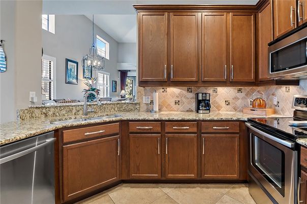 Interior, Kitchen, Pendant Lights, Stainless Steel Appliances