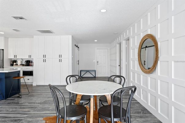 Dining room, Interior, Kitchen, Recessed Lighting, Wood Texture Flooring