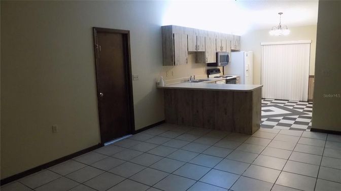 Chandelier, Interior, Kitchen, Stainless Steel Appliances