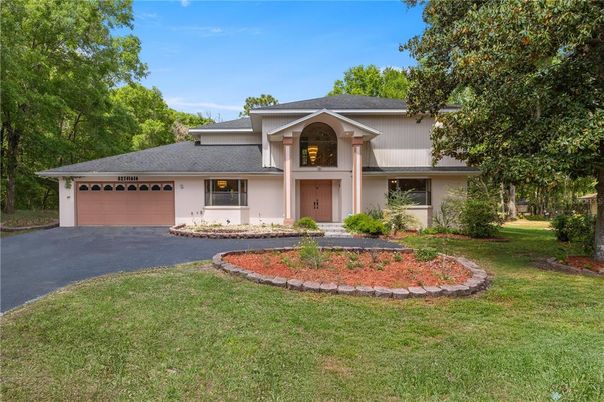Attached, Backyard, Exterior, Facade, Split Level