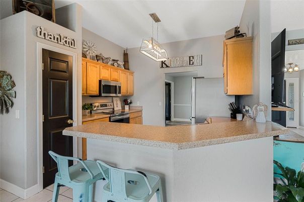 Interior, Kitchen, Pendant Lights, Stainless Steel Appliances