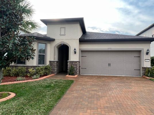Attached, Exterior, Facade, Mediterranean