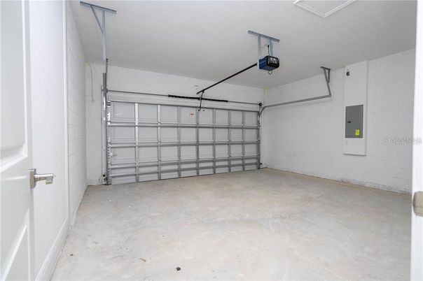 Garage, Interior