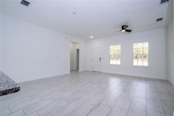 Empty room, Interior, Recessed Lighting