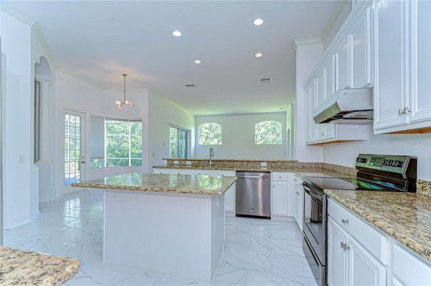 Chandelier, Interior, Kitchen, Marble, Pendant Lights, Recessed Lighting, Stainless Steel Appliances