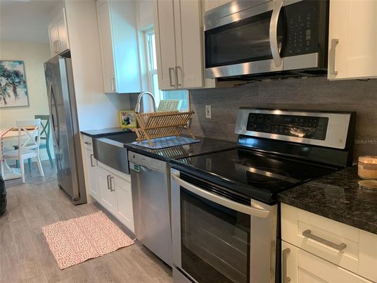 Dining room, Interior, Kitchen, Stainless Steel Appliances, Wood Texture Flooring