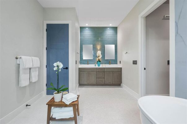 Bathroom, Free Standing Baths, Interior, Recessed Lighting
