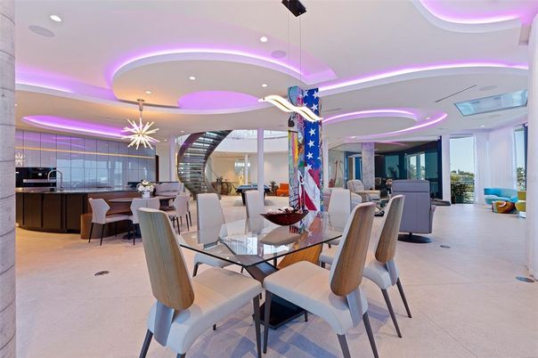 Dining room, Interior, Kitchen, Living room, Pendant Lights, Recessed Lighting