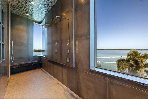 Bathroom, Interior, Recessed Lighting, Water