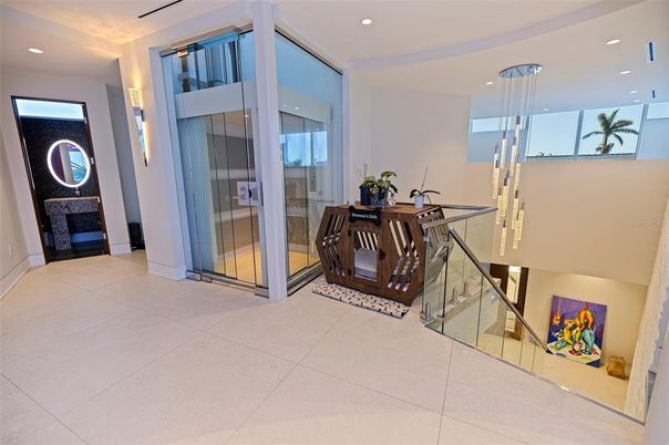 Dining room, Interior, Pendant Lights, Recessed Lighting