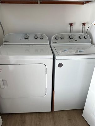 Interior, Utility Closets, Washer, Wood Texture Flooring