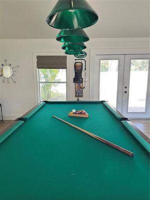 Billiard Table, Game Room, Interior