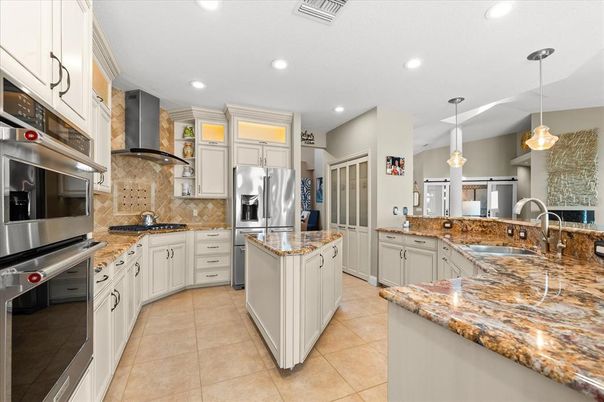 Interior, Kitchen, Pendant Lights, Recessed Lighting, Stainless Steel Appliances