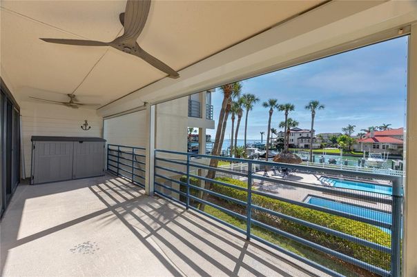 Exterior, Interior, Sun Room