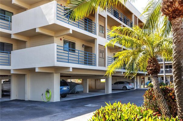 Exterior, Facade, Condo Building