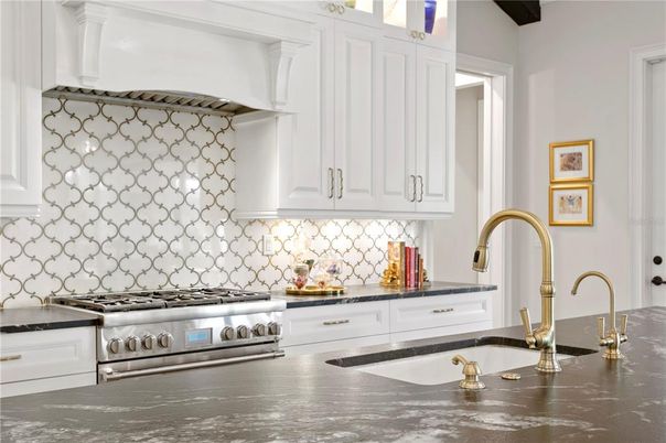 Interior, Kitchen, Stainless Steel Appliances
