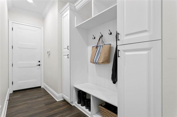 Interior, Recessed Lighting, Walk-in Closets, Wood Texture Flooring