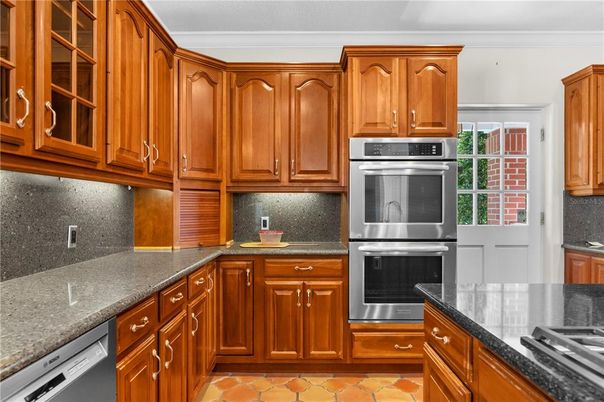 Interior, Kitchen, Stainless Steel Appliances