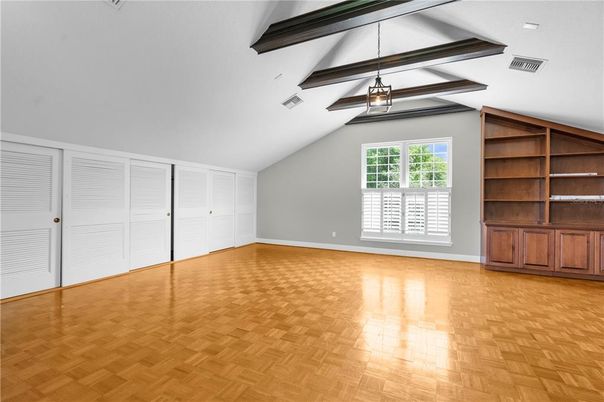 Empty room, Interior, Wooden Beams, Wood Texture Flooring