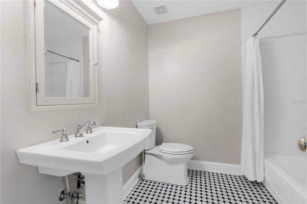 Bathroom, Interior