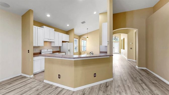 Interior, Kitchen, Pendant Lights, Recessed Lighting, Wood Texture Flooring