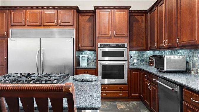 Interior, Kitchen, Stainless Steel Appliances