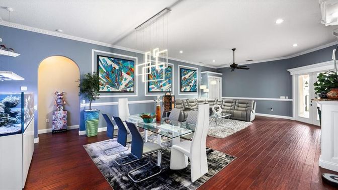 Dining room, Interior, Living room, Pendant Lights, Recessed Lighting, Wood Texture Flooring