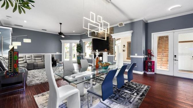 Dining room, Interior, Living room, Pendant Lights, Recessed Lighting, Wood Texture Flooring