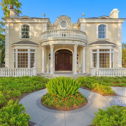 Exterior, Facade, French Provincial