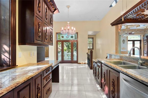 Chandelier, Interior, Kitchen