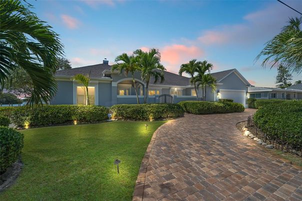 Attached, Backyard, Exterior, Facade, Ranch