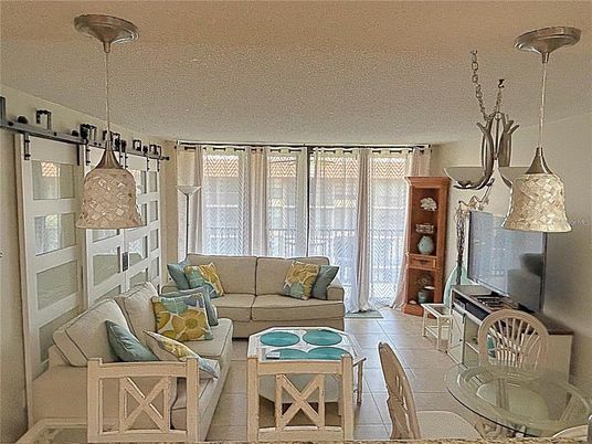 Interior, Living room, Pendant Lights
