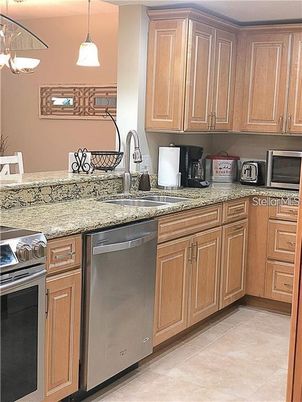 Interior, Kitchen, Pendant Lights, Stainless Steel Appliances