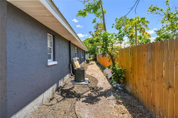 Backyard, Exterior
