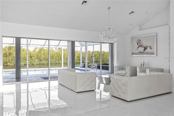 Chandelier, Interior, Living room