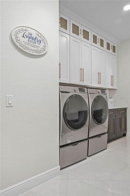 Interior, Recessed Lighting, Washer