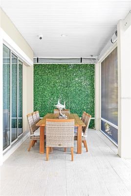 Dining room, Interior