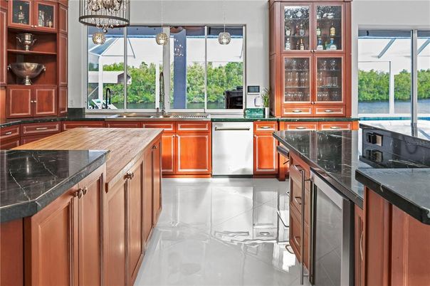 Interior, Kitchen, Pendant Lights, Stainless Steel Appliances