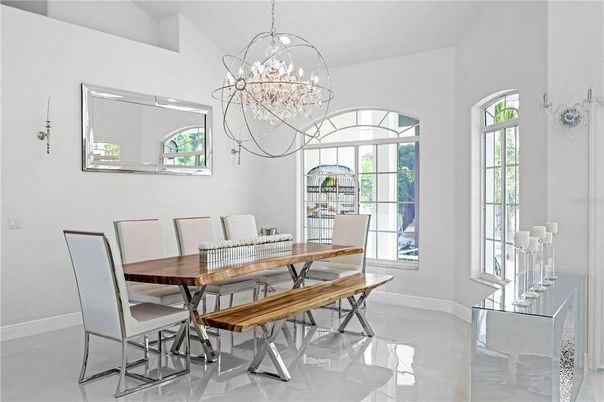 Chandelier, Dining room, Interior, Pendant Lights