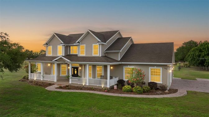Backyard, Exterior, Facade, Farmhouse
