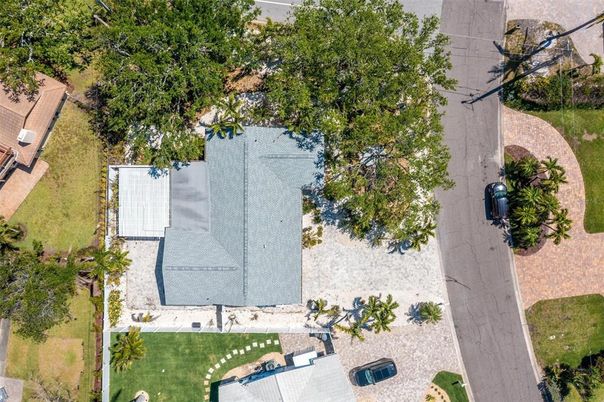 Exterior, Drone