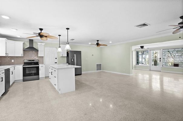Interior, Kitchen, Pendant Lights, Recessed Lighting, Stainless Steel Appliances