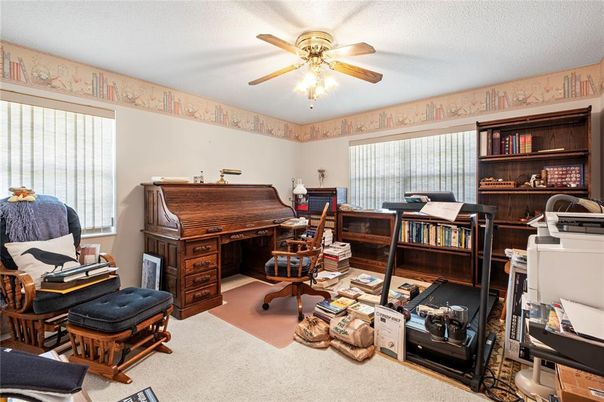 Home Office, Interior