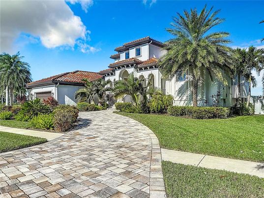 Backyard, Exterior, Facade, Mediterranean